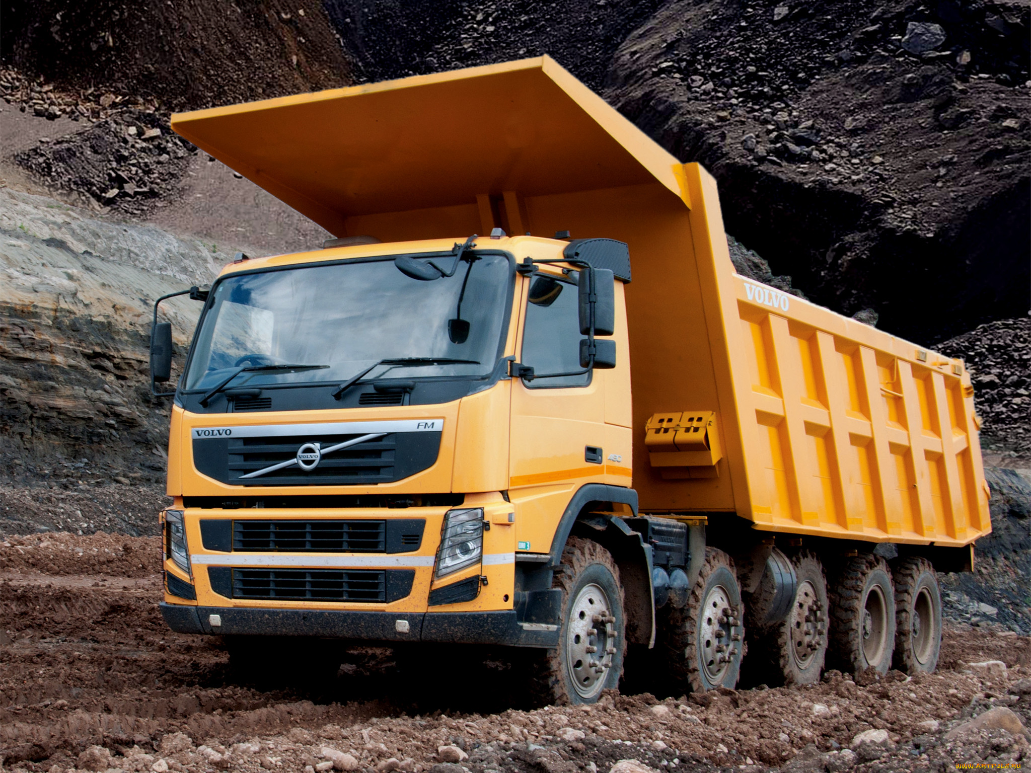 , volvo trucks, volvo